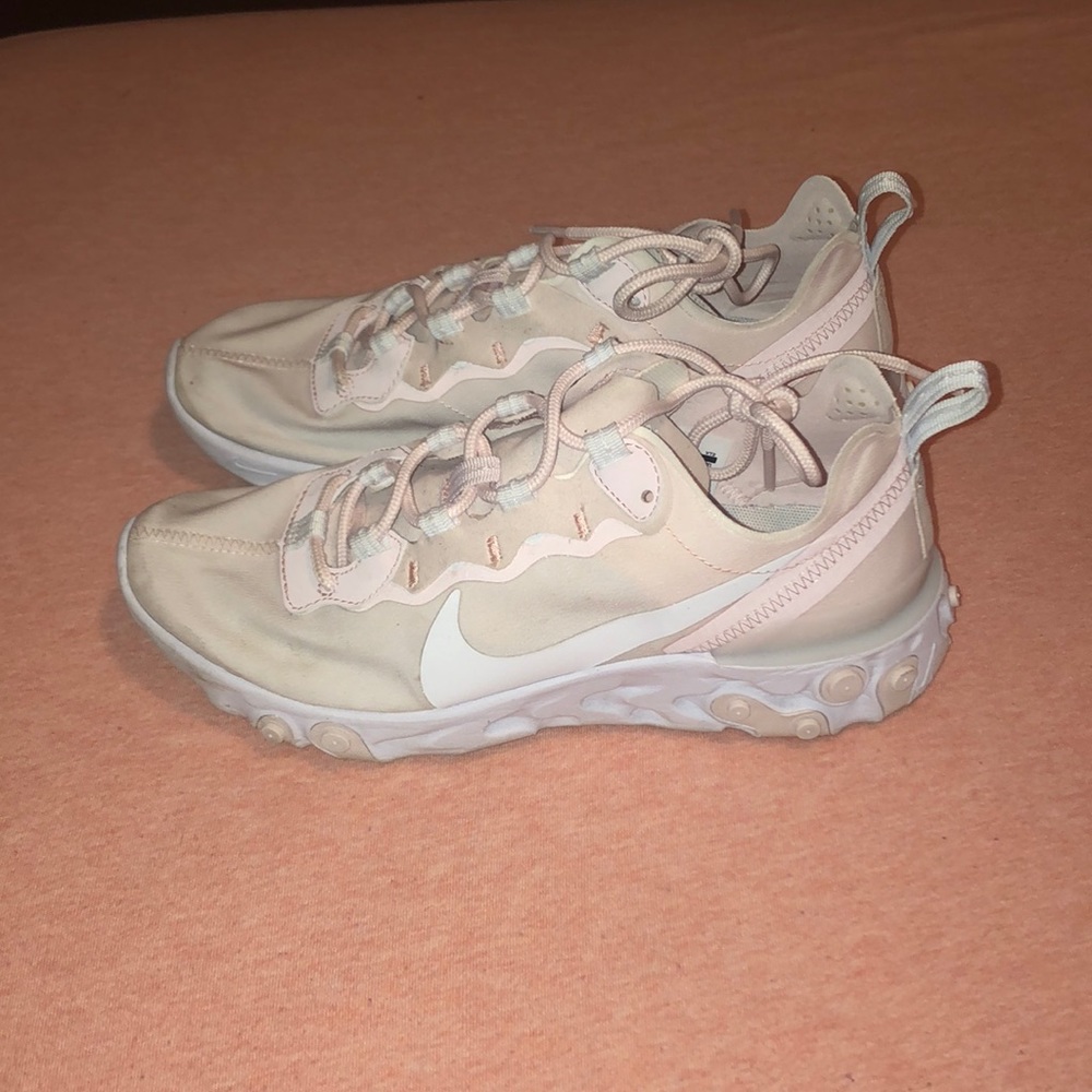 NIKE React Shoes